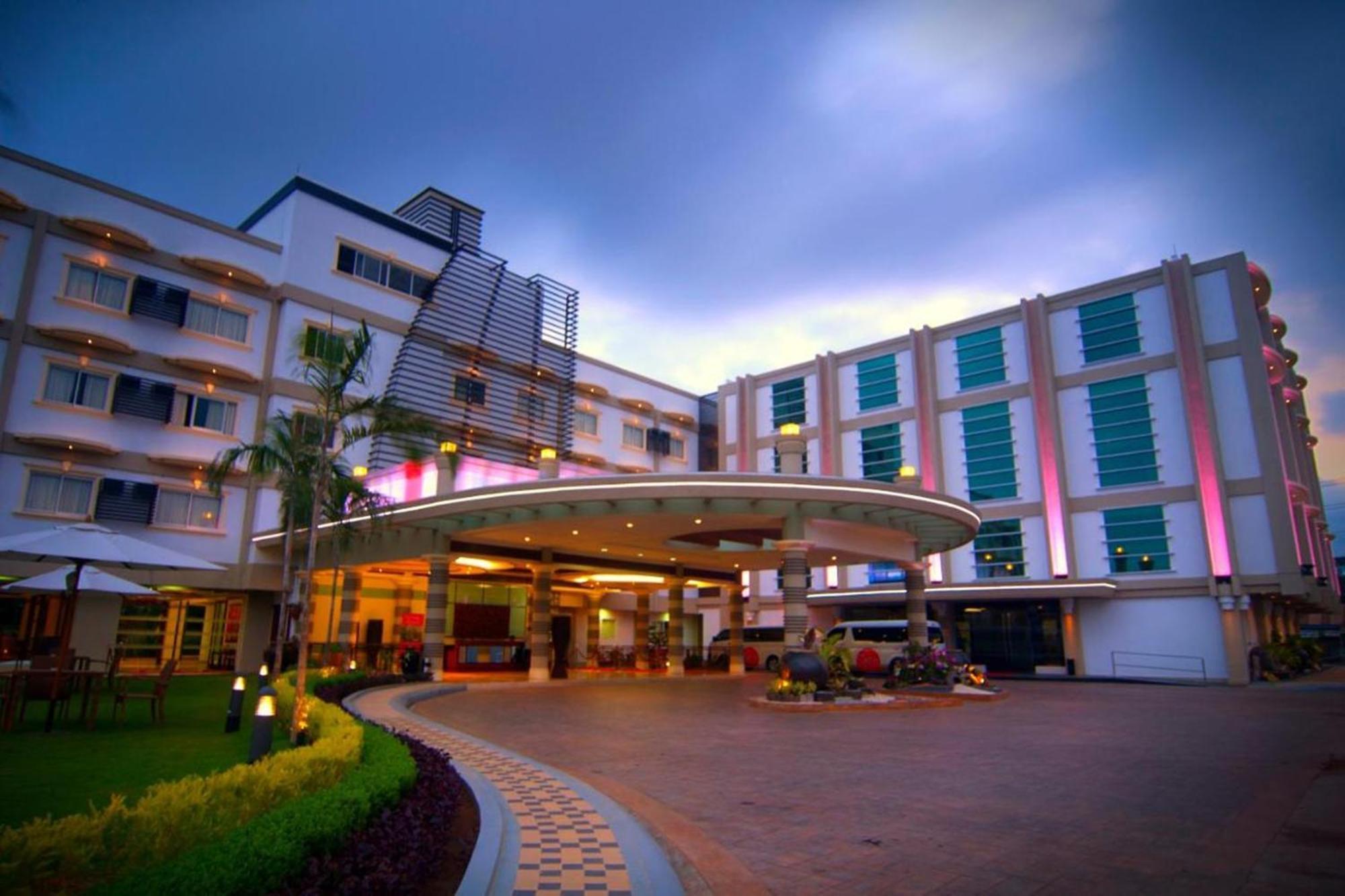 Hotel Centro Puerto Princesa Near Airport Ngoại thất bức ảnh